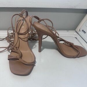 Strapply Lace up heel sandals. Brand new size 7 color pecan.